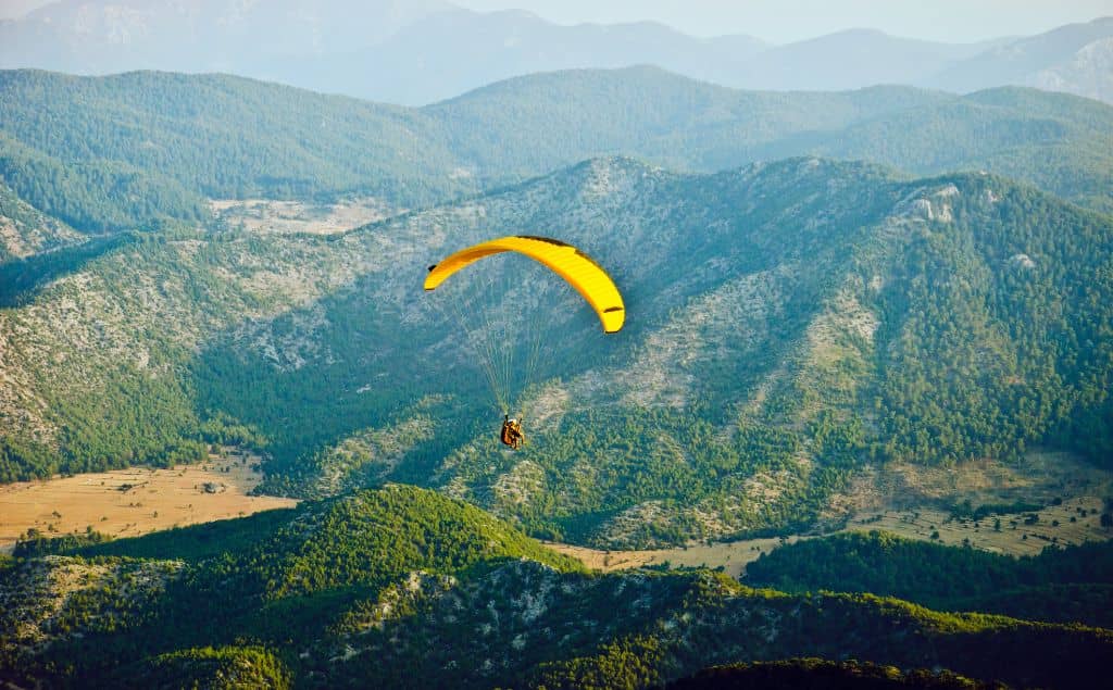 popular paragliding sites in Shimla