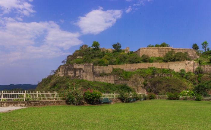 Kangra Fort: Top Attractions in Dharamshala