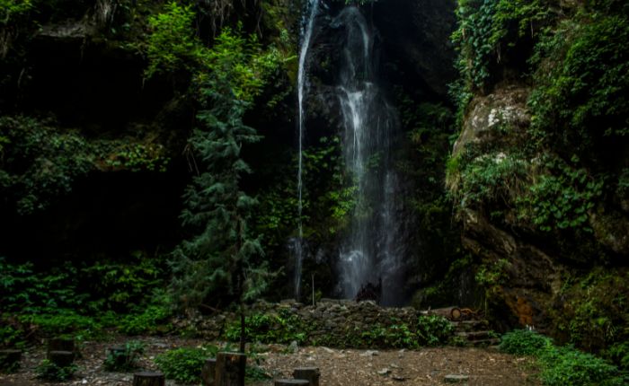 Jibhi Waterfalls: hidden gem of Jibhi