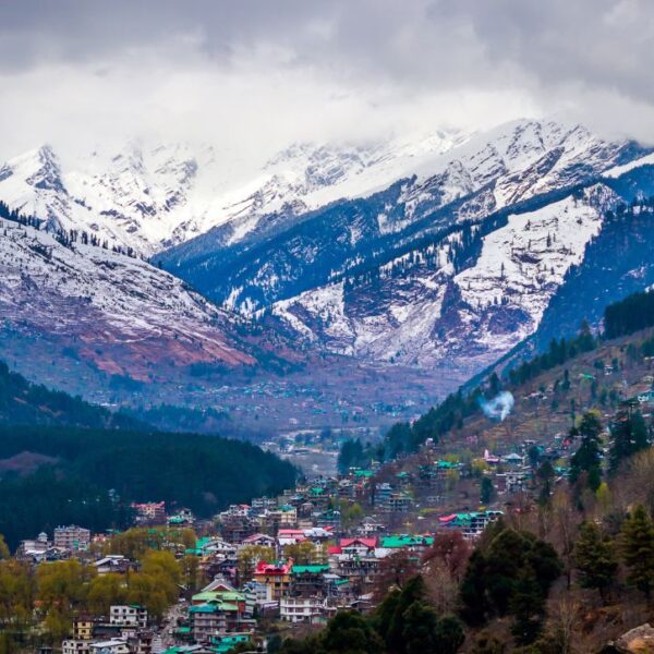 Snowfall in Manali
